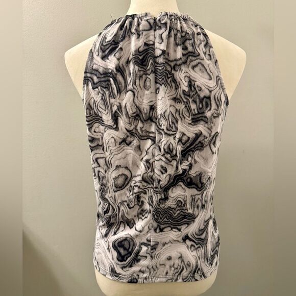 Michael Kors key hole halter top with chain detailing - Picture 2 of 8